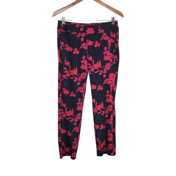 Chico's Pants - Chico's Travelers Black & Red Floral Pull-On Stretch Pants Women's Size 4 Petite
